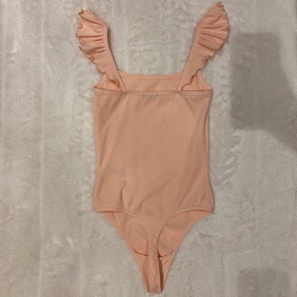 Aritzia Sunday Best Bodysuit - Picture 5 of 6